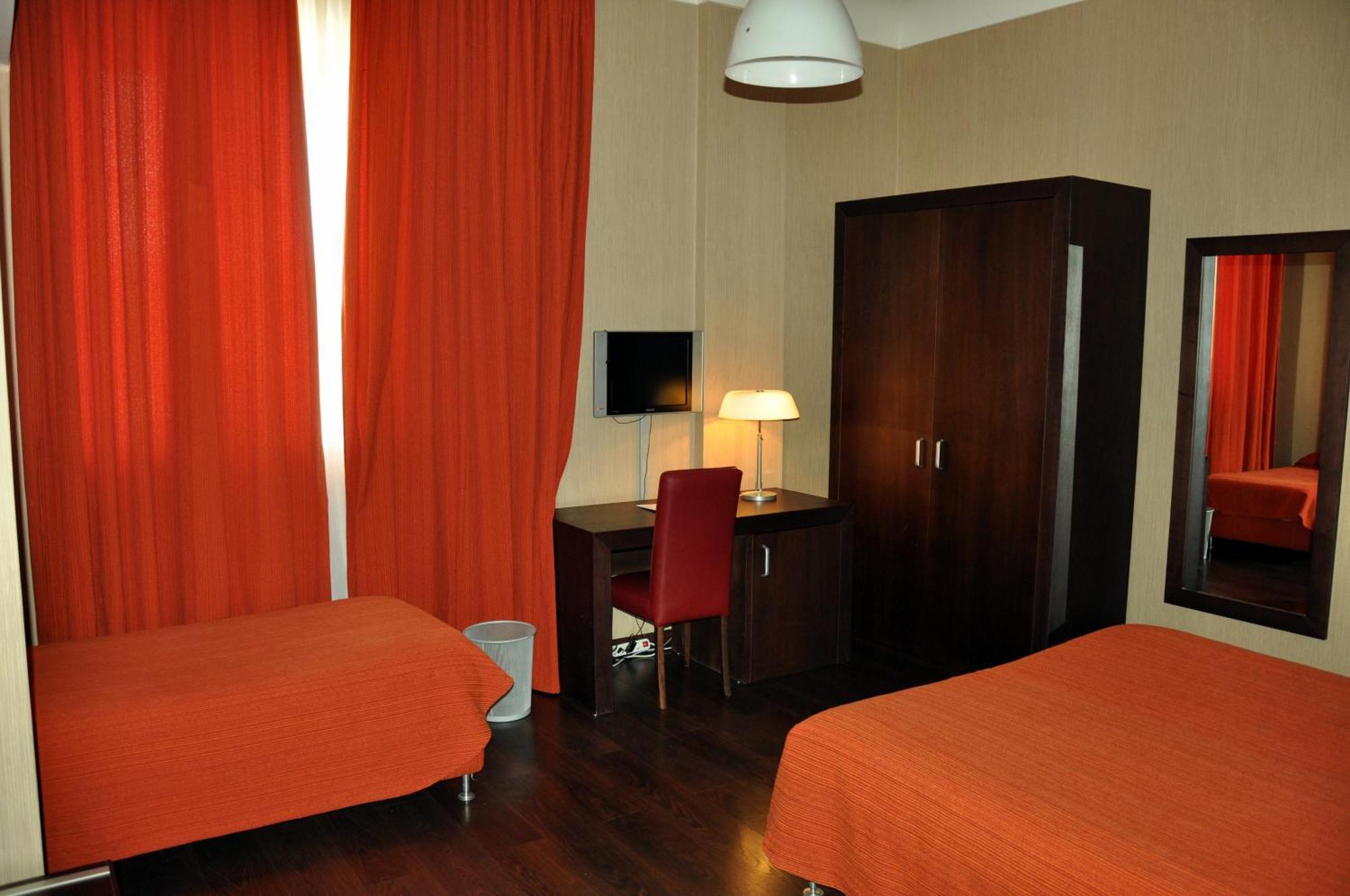 Hotel Fontana Del Re Ариано-Ирпино Номер фото