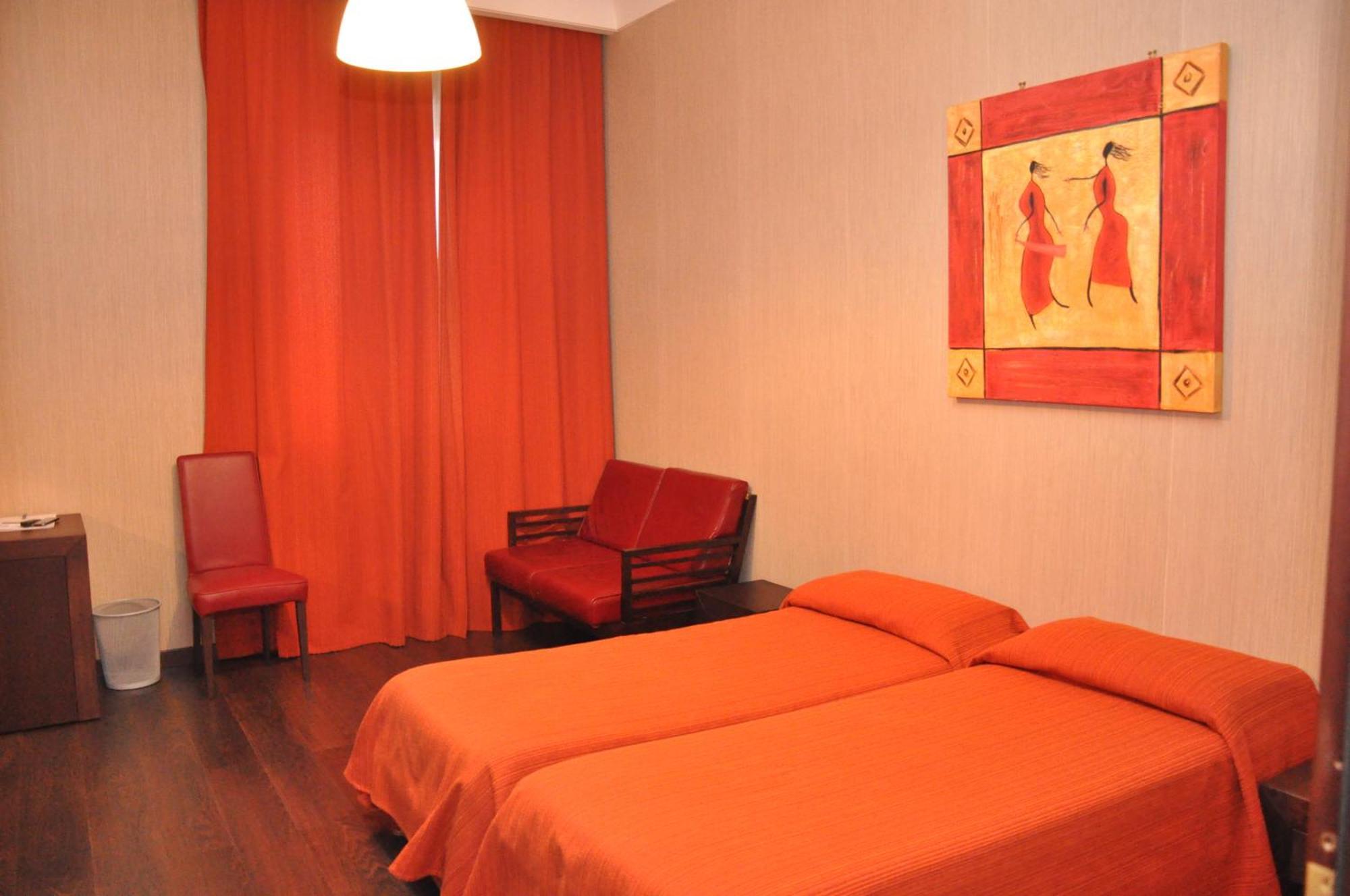 Hotel Fontana Del Re Ариано-Ирпино Номер фото