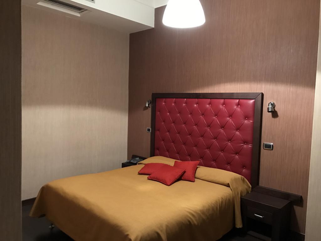 Hotel Fontana Del Re Ариано-Ирпино Экстерьер фото
